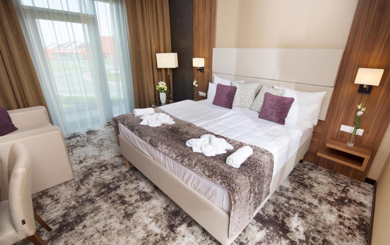 Outlet Hotel Polgár المظهر الخارجي الصورة